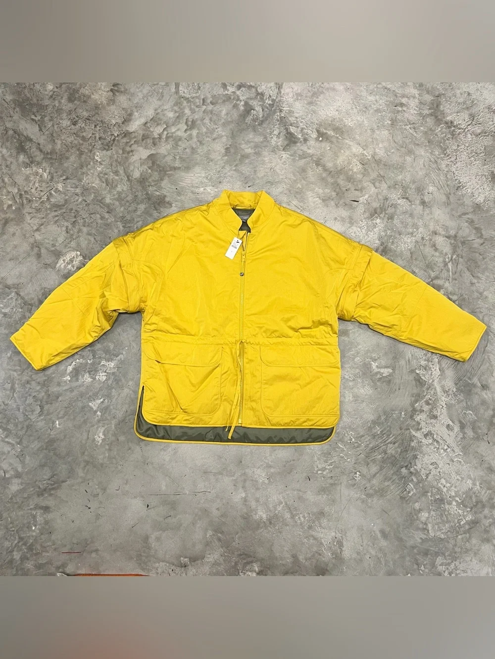 Talbots Women's Zip Off Sleeve Woven Jacket Size Small Yellow Drawstring Waist